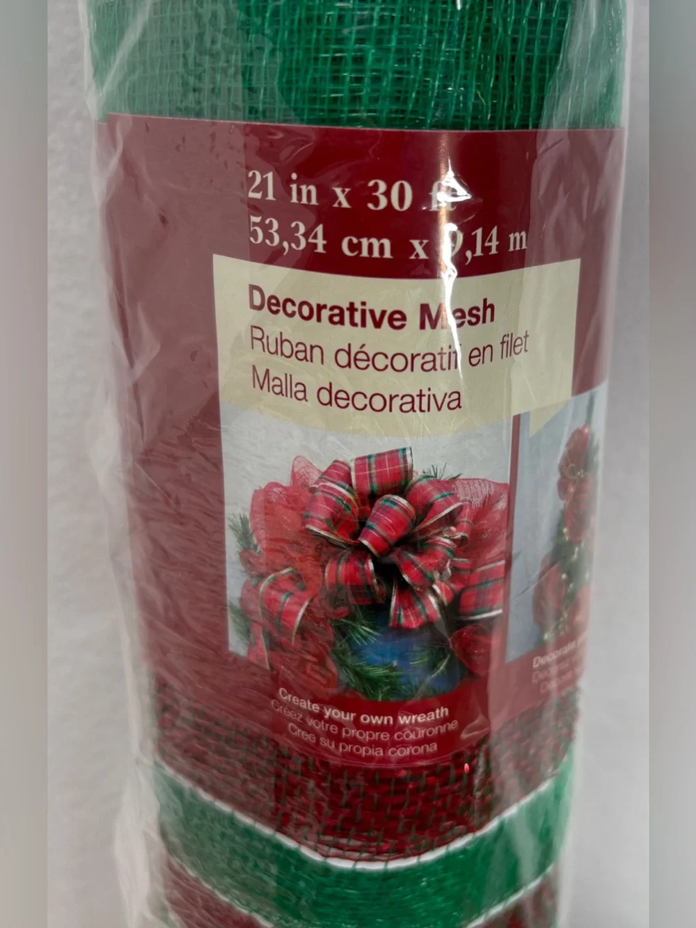 NIP Lot Of 15 Piece Decor Mesh Holiday Christmas Craft